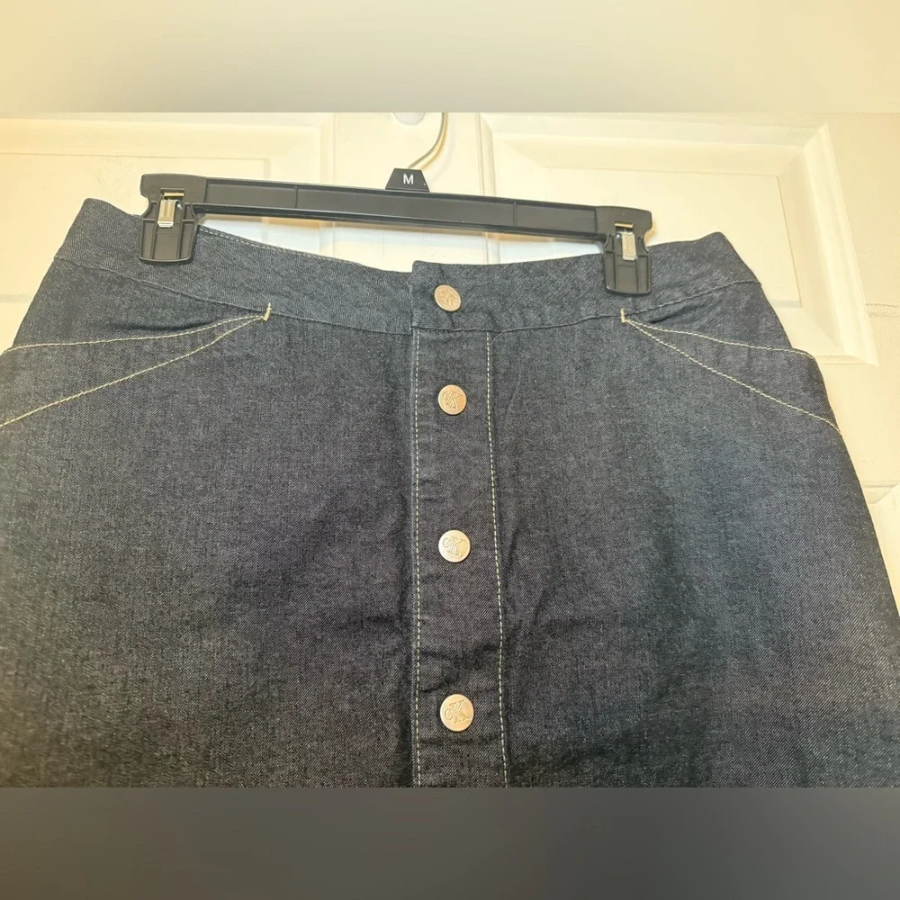 Calvin Klein Snap Front Denim Mini Skirt Size 8 Dark Wash CK Jeans